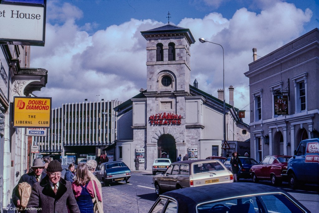 Newton Abbot in Old Pictures: Alexandra Theatre & Market Street,&nbsp;1981